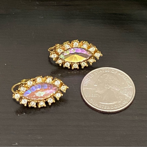 Vintage TARA Signed AB Crystal Aurora Borealis Marquis Navette Clip On Earrings - Picture 5 of 14